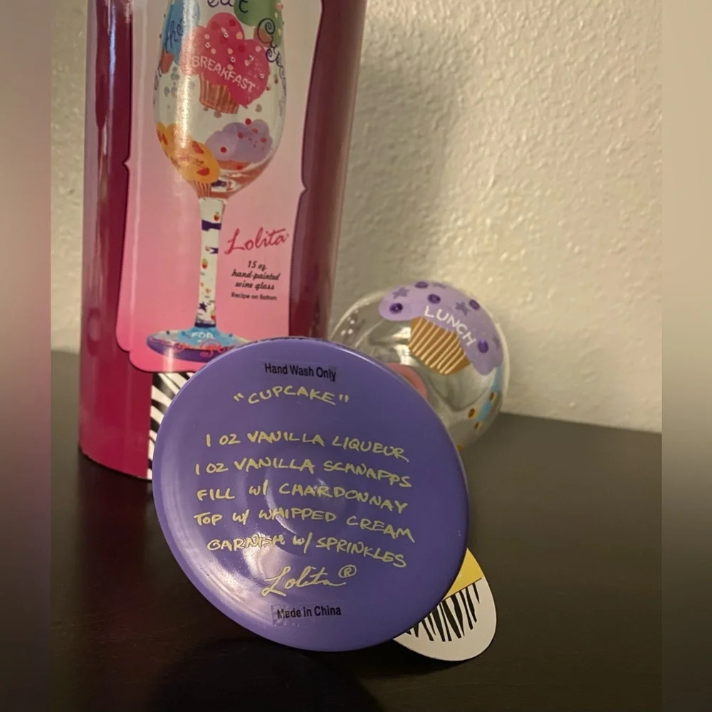 Lolita Cupcake Wine Glass 15oz Hand Painted Collectible NIB Recipe Glass Barware